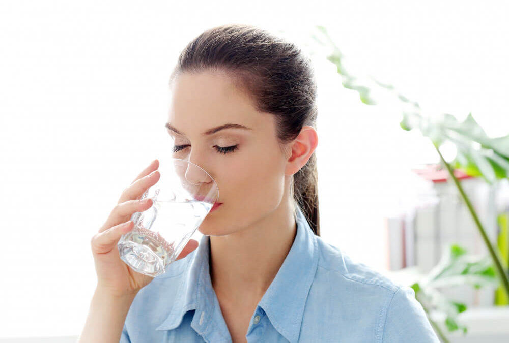 10 Relaxing Self-Care Sunday Rituals for a Perfect Reset 5 8 positive effects of drinking water after wake up in the morning