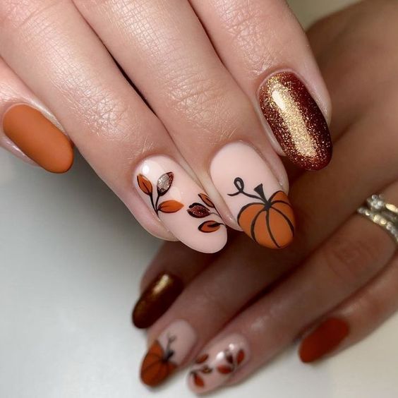 pumpkin-fall-halloween-nails pumpkin-nail-fall-halloween-nails
