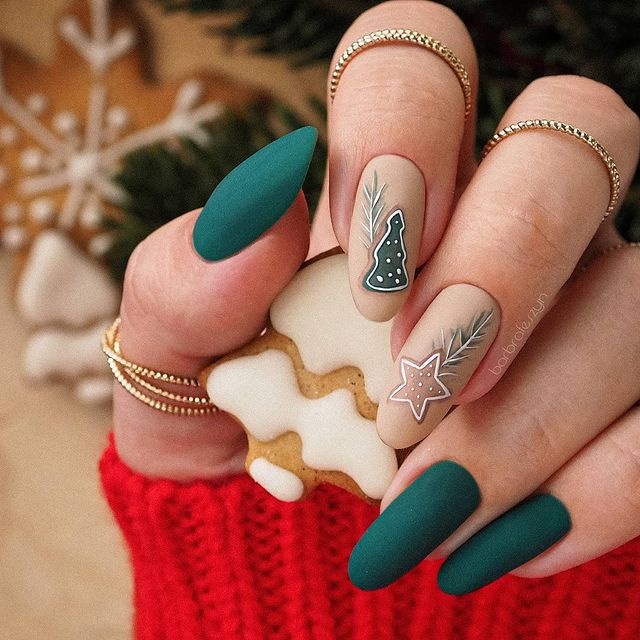 green nails with gingerbread green nails with gingerbread