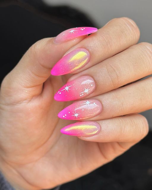 Glittering Pink Gradient Nails with Stars Glittering Pink Gradient Nails with Stars