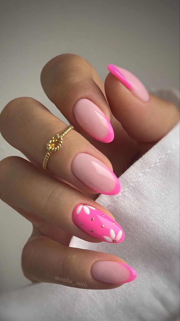 Pink Almond Nails You Need to Try this Year Pink Almond Nails You Need to Try this Year